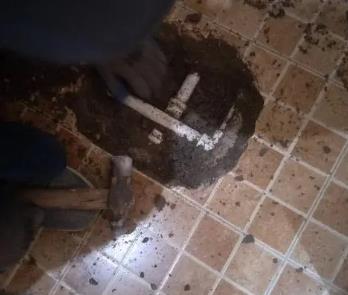 新疆卫生间漏水维修公司为您分享下卫生间渗水如何处理及注意事项