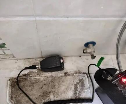 新疆屋顶漏水维修公司分享下卫生间漏水的危害及解决方法